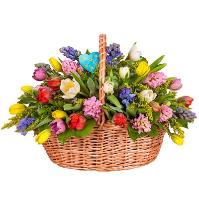 Цветы в корзинке с гиацинтами